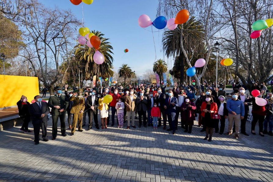 Autoridades inauguraron remozada Plaza de Armas de la capital provincial de Itata
