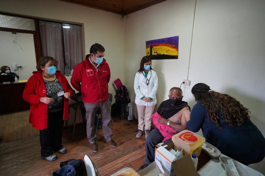 San Nicolás y Ránquil lideran proceso de vacunación en Ñuble que desde el miércoles tendrá al 82% de la población en fase 4