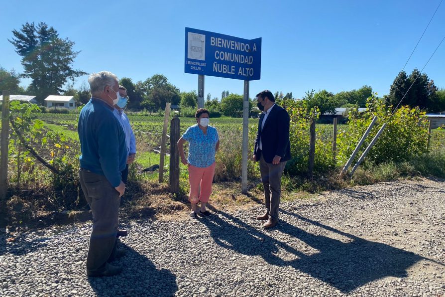 Delegado Jardua y Seremi del MOP anuncian asfaltado de 2,8 Km del sector Ñuble Alto en Chillán