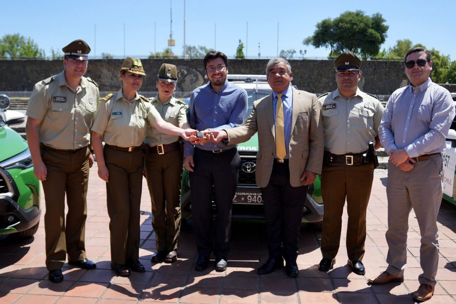 Delegado Pradenas encabezó entrega de nuevos vehículos para Carabineros en Ñuble