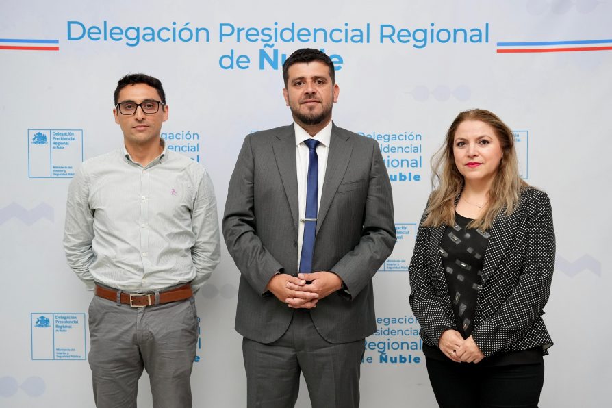 Delegado Presidencial presenta a nueva Directora Regional del Servicio Nacional de Migraciones