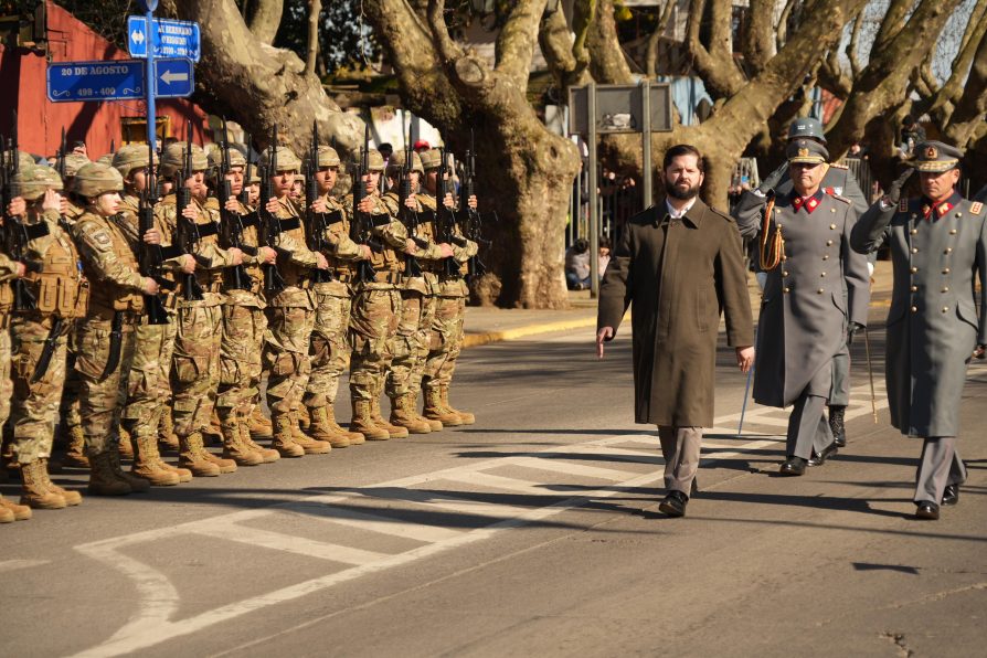 Presidente Gabriel Boric encabezó ceremonia de Natalicio Nº 246 de Bernardo O’Higgins en Chillán Viejo