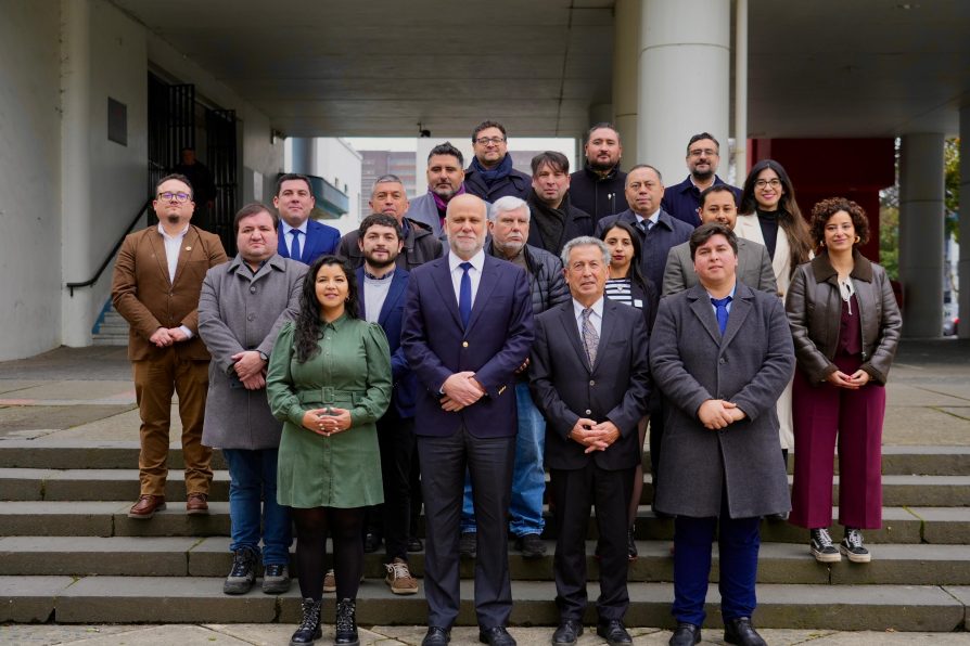 Ministro Álvaro Elizalde lideró agenda territorial en Ñuble con foco en seguridad, salud y emergencias