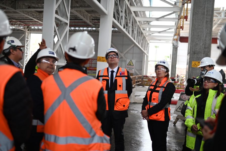 Delegado Presidencial impulsa con EFE proyectos ferroviarios clave en Ñuble