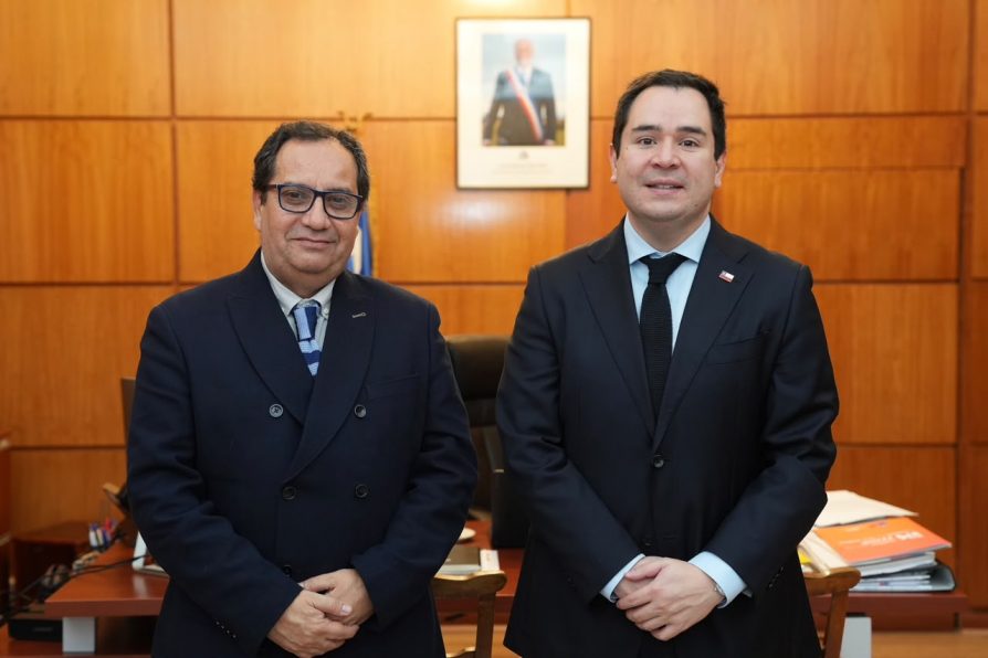 Cristian Julio asume como nuevo director regional del Instituto de Seguridad Laboral de Ñuble