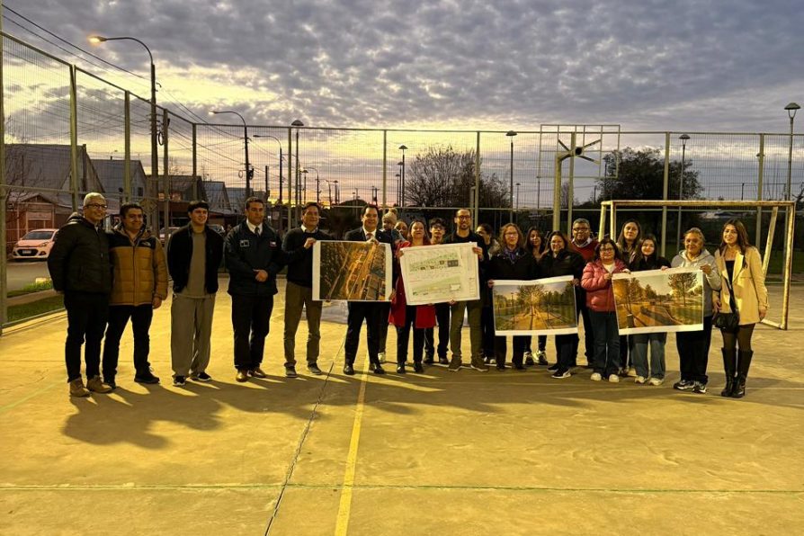 Subdere impulsa inversión de más de $172 millones para recuperar espacio público en San Carlos