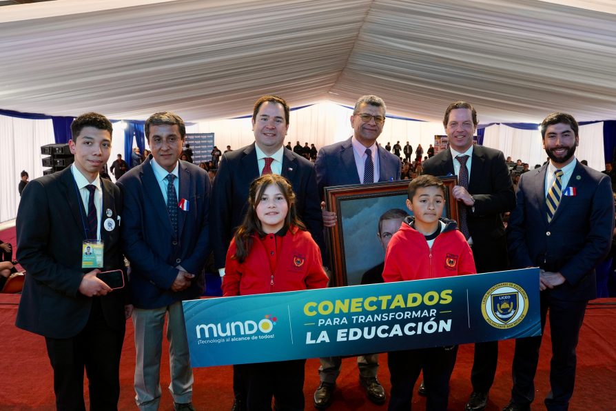 Liceo Bicentenario de San Nicolás fortalece su educación con alianza tecnológica y conectividad gratuita permanente
